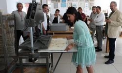 Eskişehir'e gelen sanatçılar yapılan çalışmaları inceledi