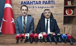 Hayati Çetin Eskişehir’de ekonomiye dikkat çekti