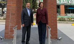 Ayşe Ünlüce Eskişehir'de Atatürk'ün çocuk sevgisini anlatan anıt hakkında konuştu