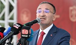 Bekir Bozdağ neden istifa etti, hastalığı ne? Yerine gelen isim belli oldu