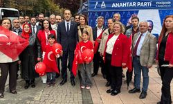 Çağlar Ölce: "Yaşasın tam bağımsız Türkiye Cumhuriyeti"
