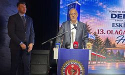 Demiryol-İş Genel Merkez Mali Sekreteri Zeki Karakurt'tan Eskişehir'de önemli açıklamalar
