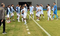 Eskişehir Anadolu SF ligdeki ilk mağlubiyetini İzmir'de aldı