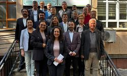 YENİ Parti Odunpazarı İlçe Başkanı Emine Cevahir Çalıkuşu mazbatasını aldı