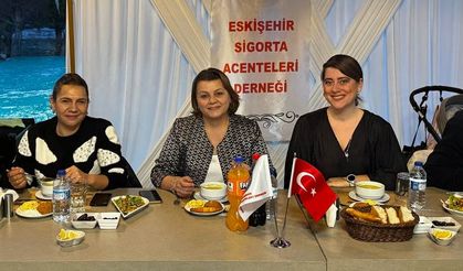Eskişehir'de sigortacılar bu yemekte bir araya geldi; Önemli mesajlar verildi
