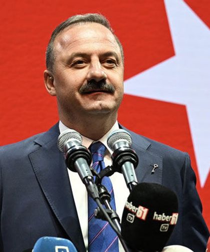 Yavuz Ağıralioğlu: "Millet nefes aldığı her yerde vergiyle karşılaşıyor"