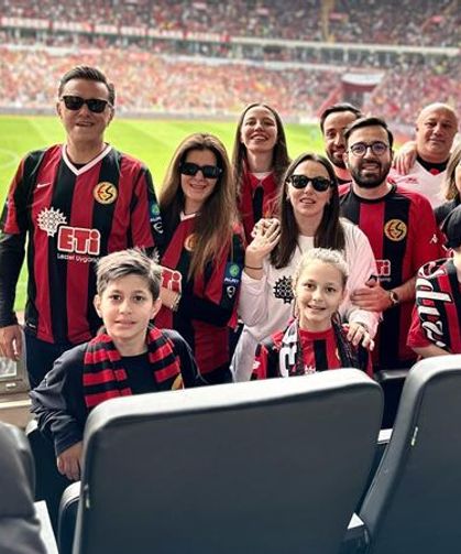 Nebi Hatipoğlu'ndan Eskişehirspor açıklaması; "Boynumuzun borcu olsun"