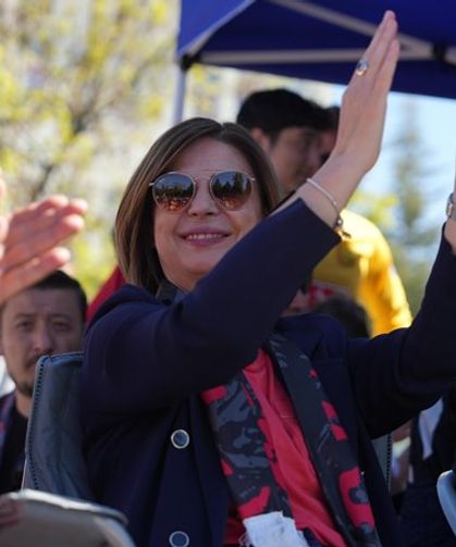 Ayşe Ünlüce’den Eskişehirspor açıklaması