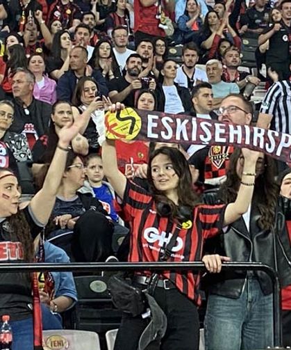 Eskişehirspor taraftarları yakın takipte; Yoğun bir dönem olacak