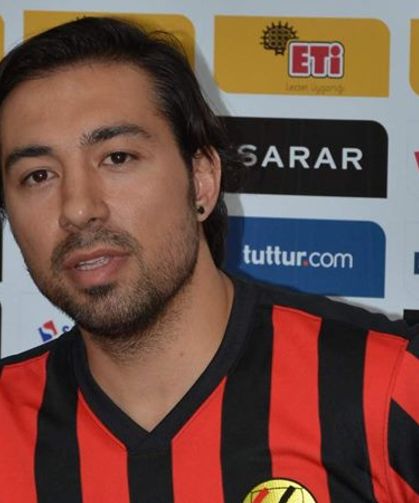 Eskişehirspor yönetimi bir dosyayı daha kapattı; Ciddi bir alacağı vardı