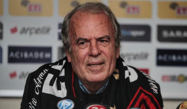 Eskişehirspor'un eski teknik direktörü Mustafa Denizli yorumculuk yapacak!