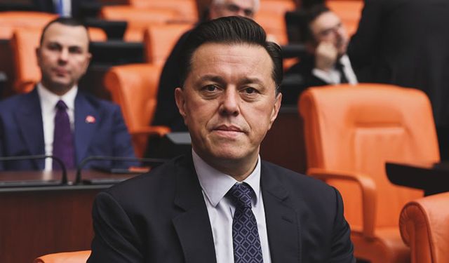 Nebi Hatipoğlu: "Okumak istiyorum diyen çocuklar için Eskişehir’de büyük imkânlar var"