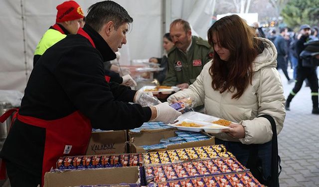 Eskişehir'de üniversite öğrencilerine ücretsiz akşam yemeği verilecek