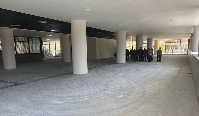 Eskişehir’de yeni yapılan pazaryeri yakında açılacak ancak büyük bir sorun var