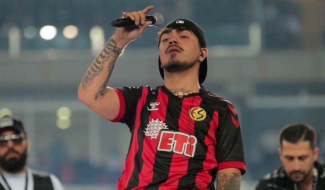 Genç sanatçı Eskişehirspor şampiyonluk kutlamalarına damgasını vurdu