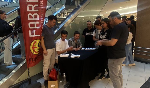Haberi duyan Eskişehirspor taraftarı Espark’a koştu
