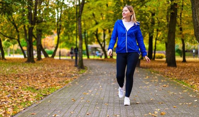 10 bin adım efsanesi çöküyor mu; Yeni araştırmalar sağlık için gereken adım sayısını belirlendi