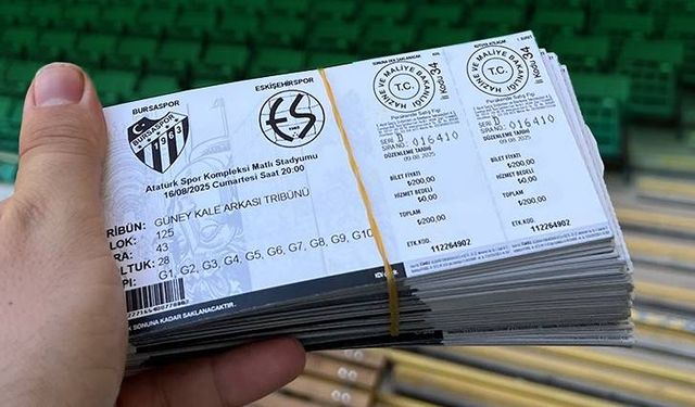 Bursaspor - Eskişehirspor maçının biletlerine yoğun ilgi; Deplasman tribünü tükendi bile
