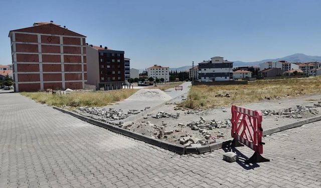 Emirdağ’a 2 bin metrekarelik yeni park alanı yapılacak