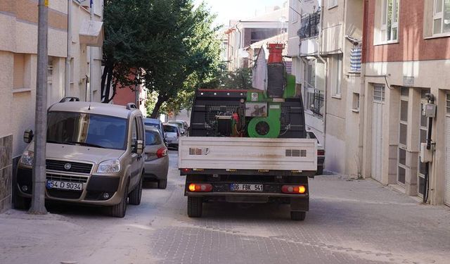 Eskişehir'de haşere mesaisi hız kesmiyor, belediye ekipleri yıl boyu sahada