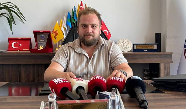 Tolga Çınar: "Zafer 3 günlük şovlarla değil, genç sağlık sendikasının çabasıyla gelecek"