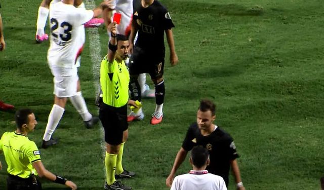 Eskişehirspor taraftarlarından Talha Özler'e tepki