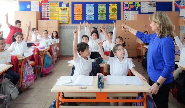 Atama bekleyen öğretmenler için önemli gelişme; Tarihler açıklandı