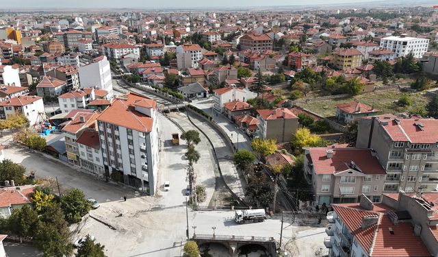 Emirdağ Rıhtım Kenarı’nı daha modern bir hale geliyor