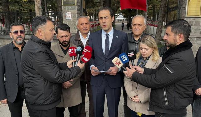 Anahtar Parti Eskişehir İl Başkanı Çağlar Ölce'den milli yas çağrısı