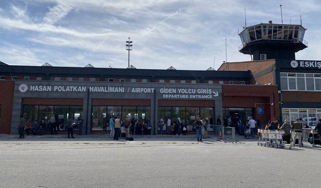 Eskişehir Hasan Polatkan Havalimanı problemi bir türlü çözülemiyor