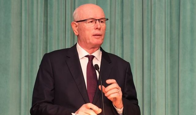 Kazım Kurt: "Eşitliğin ve bilimin savunucusu olmayı sürdüreceğiz"