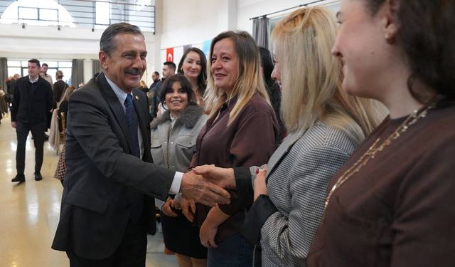 Tepebaşı Belediyesi’nin eğitmenleri Öğretmenler Günü kahvaltısında buluştu