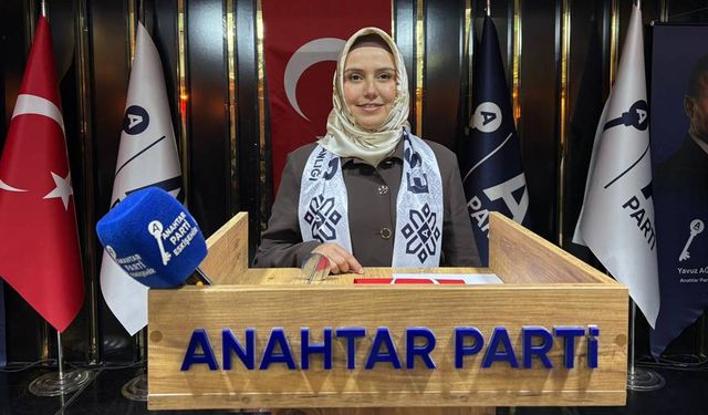 Anahtar Parti Eskişehir İl Kadın Kolları Başkanı Ayşe Gürer: "Kadınları siyasetin tam merkezine alıyoruz"