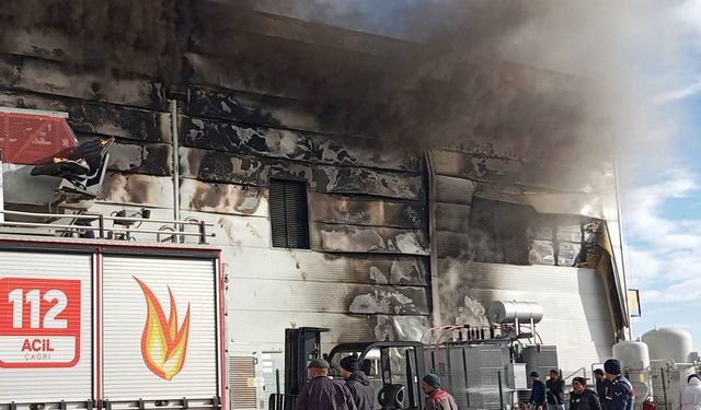 Biyoatık tesisinde yangın; Söndürmek için zamanla yarıştılar