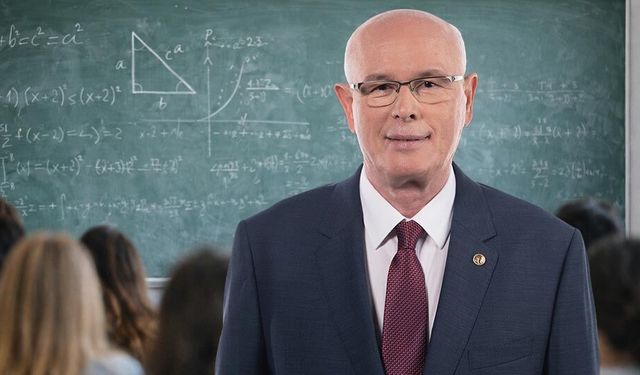 Kazım Kurt okullardaki olayların ardından sorumluluk çağrısı yaptı