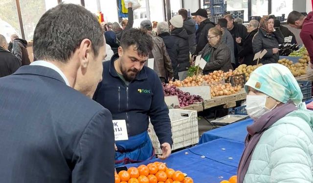 Çağlar Ölce Yenikent’te vatandaşları dinledi; "1000 lira ile pazar çantası dolmuyor"
