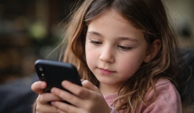 Çocuklara özel sim kart mı geliyor; Çocukların interneti sınırlandırılacak mı?