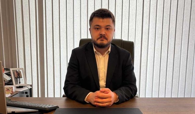 Anıl Yüksel'den Anadolu Üniversitesi yönetimine dava tepkisi