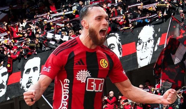 Christopher Jakob Aydemir Eskişehirspor’da hem atıyor hem de attırıyor