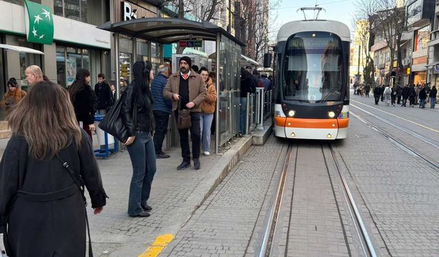 Eskişehir'de toplu taşıma ücretlerine zam gelecek mi; Fesih Bingöl düşüncelerini açıkladı