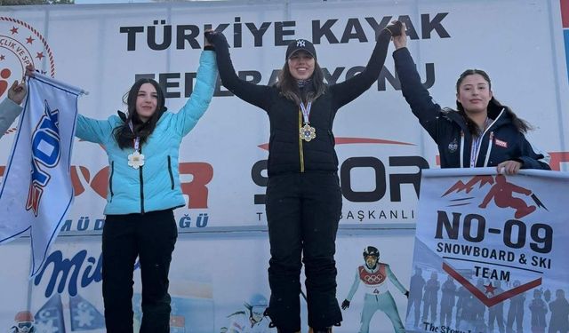 Eskişehirli sporcular snowboard Türkiye şampiyonasında tarih yazdı