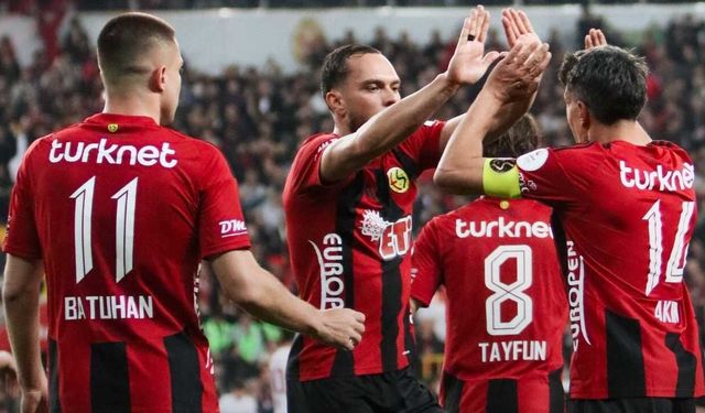 Eskişehirspor taraftarının desteği ile turu rahat geçti; Yarı finalde rakip Ayvalıkgücü Belediyespor