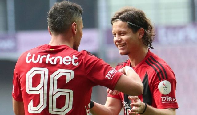 Eskişehirspor zayıf rakibi karşısında farka gitti; Eskişehirspor 4-0 Kütahyaspor