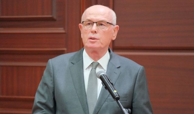 Kazım Kurt: "Personelde dayı, amca, yeğen filan işini Murat Mercan'a sorun"