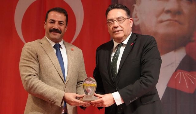 Yankı Bağcıoğlu Eskişehir’de milli savunma politikalarını anlattı