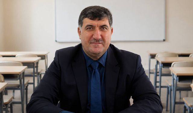 Abdulğani Demir: "İletişim ağını tıkayan yöneticilere fırsat verilmemeli"