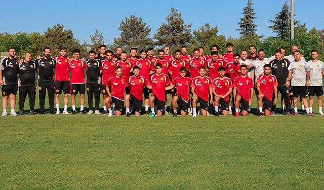Eskişehirspor şampiyonlukla bitecek sezonun hazırlıklarına başladı