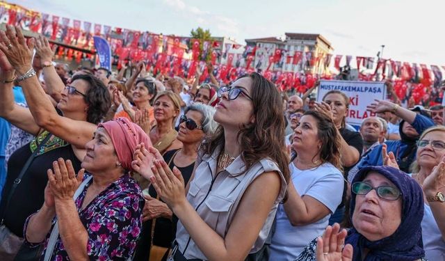 CHP'de kan kaybı çok büyük; İstifalar ve krizler sürüyor