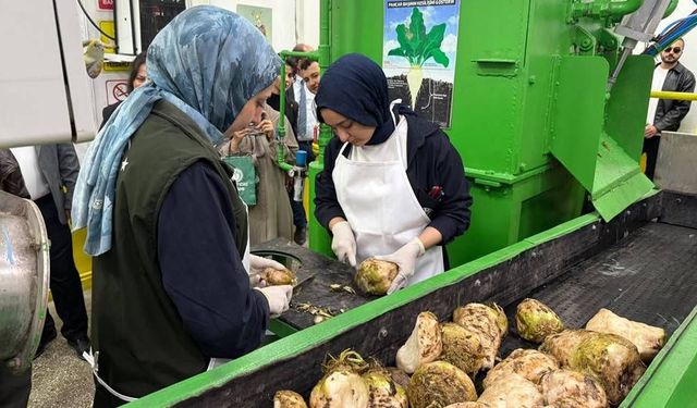 Erhan Erden pancar alım fiyatına tepki gösterdi: Çiftçimize bir şok daha yaşatıldı