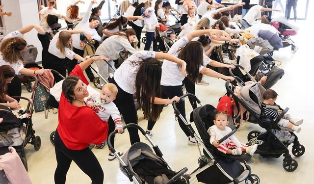 Dede Korkut Parkı'ndan çıkarılan 75 anne ve bebeğe Ahmet Ataç'tan anlamlı destek